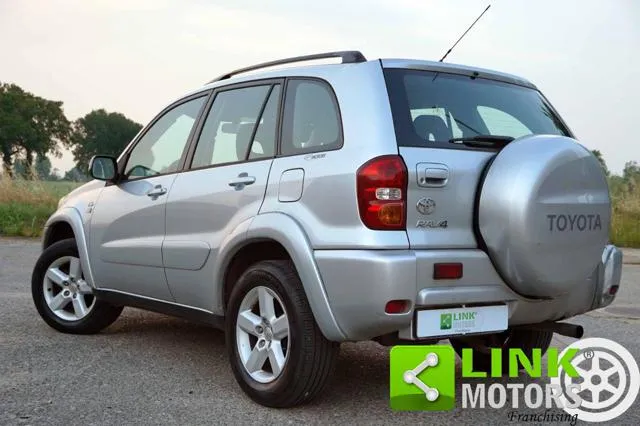 Toyota RAV 4 2.0 Tdi 116CV D-4D 5 Porte ? 2003 - Foto 2