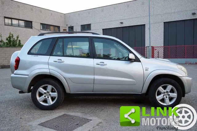 Toyota RAV 4 2.0 Tdi 116CV D-4D 5 Porte ? 2003 - Foto 6