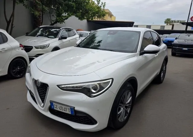 Alfa Romeo Stelvio Stelvio 2.2 T.diesel 160CV AT8 RWD Bus. - Foto 2