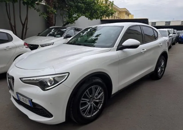 Alfa Romeo Stelvio Stelvio 2.2 T.diesel 160CV AT8 RWD Bus. - Foto 3
