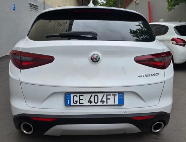Alfa Romeo Stelvio Stelvio 2.2 T.diesel 160CV AT8 RWD Bus. - Foto 9