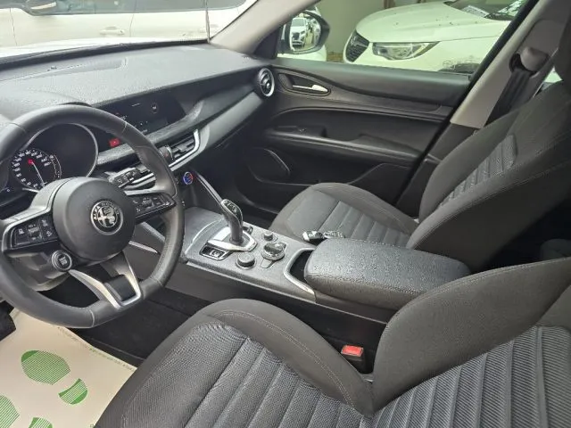 Alfa Romeo Stelvio Stelvio 2.2 T.diesel 160CV AT8 RWD Bus. - Foto 16