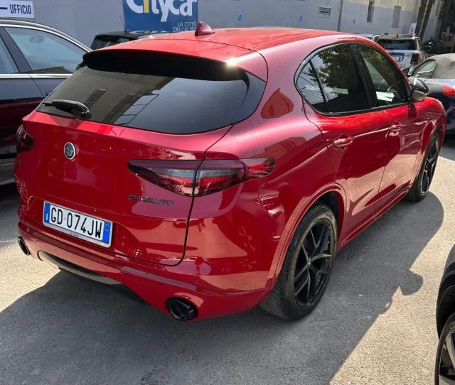 Alfa Romeo Stelvio Stelvio 2.2 T.diesel 210CV AT8 Q4 Veloce - Foto 5