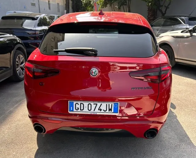 Alfa Romeo Stelvio Stelvio 2.2 T.diesel 210CV AT8 Q4 Veloce - Foto 7