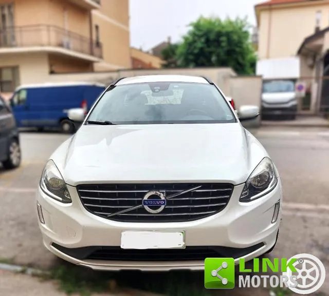 Volvo XC60 D3 Geartronic Momentum - Foto 3