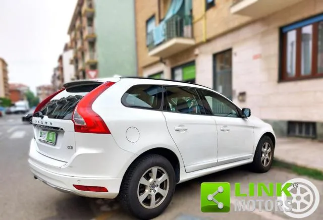Volvo XC60 D3 Geartronic Momentum - Foto 6