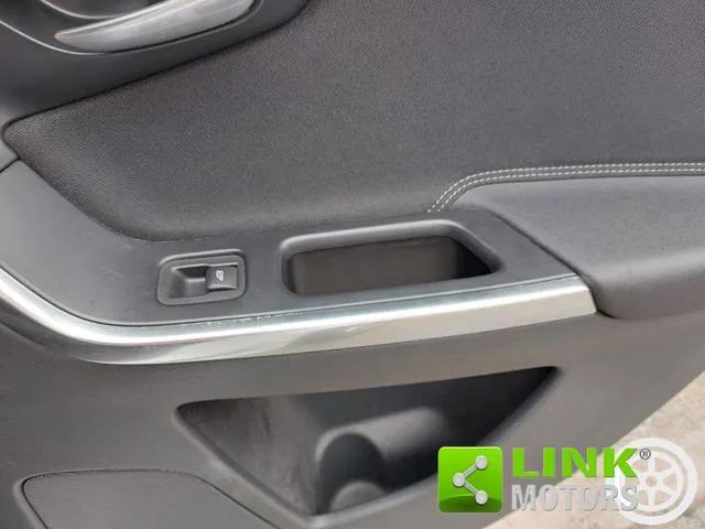 Volvo XC60 D3 Geartronic Momentum - Foto 12