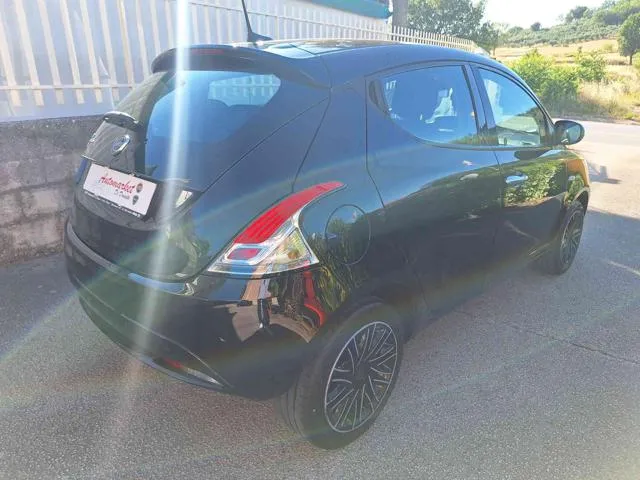 Lancia Ypsilon Ypsilon 1.2 69 CV 5p. GPL Gold - Foto 10