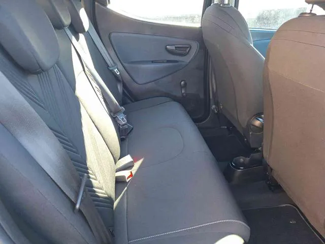 Lancia Ypsilon Ypsilon 1.2 69 CV 5p. GPL Gold - Foto 13