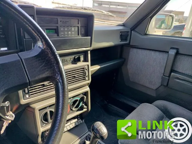 Alfa Romeo 75 75 1.8 IE Indy - Foto 14