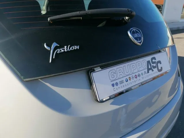 Lancia Ypsilon Ypsilon 1.2 69 CV 5p. GPL Ecochic Plat. - Foto 14