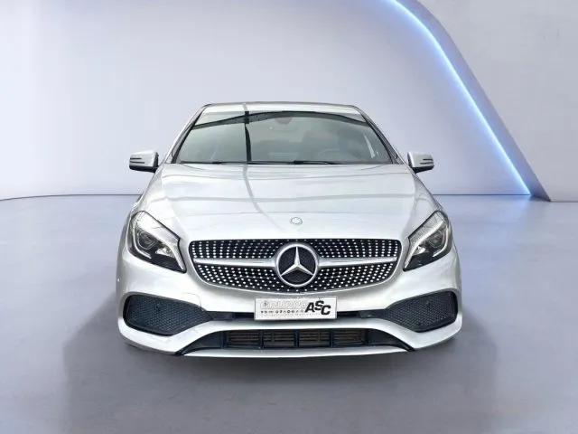 Mercedes-Benz A 180 1.5 d 109 CV Automatic Premium - Foto 2