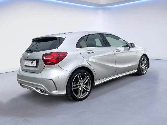 Mercedes-Benz A 180 1.5 d 109 CV Automatic Premium - Foto 4