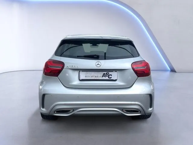 Mercedes-Benz A 180 1.5 d 109 CV Automatic Premium - Foto 5