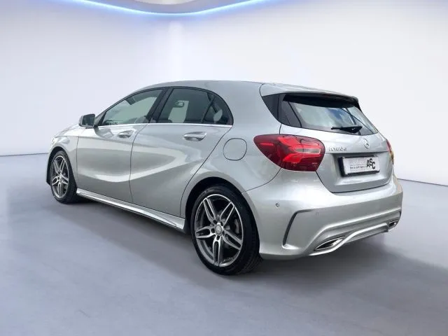 Mercedes-Benz A 180 1.5 d 109 CV Automatic Premium - Foto 6
