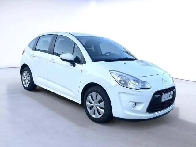 Citroen C3 1.1 BENZ 60 CV Exclusive ADATTA A NEOPATENTATI - Foto 3