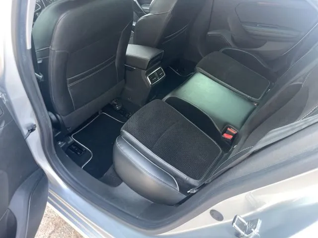 Renault Megane 1.5 DIESEL 110 CV EDC Energy Bose - Foto 12