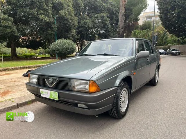 Alfa Romeo 75 75 1.8 - Foto 1