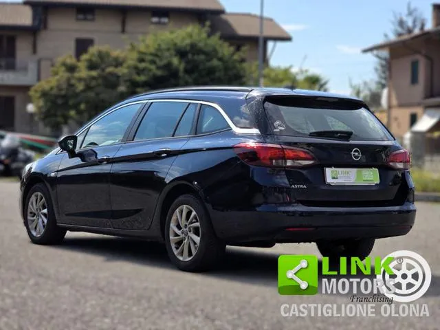 Opel Astra 1.6 CDTi 110CV Start&Stop - Foto 2