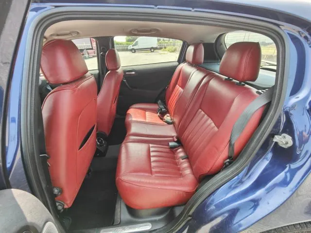 Alfa Romeo 147 147 2.0 16V T.S. Selespeed 3p. Dist. - Foto 5