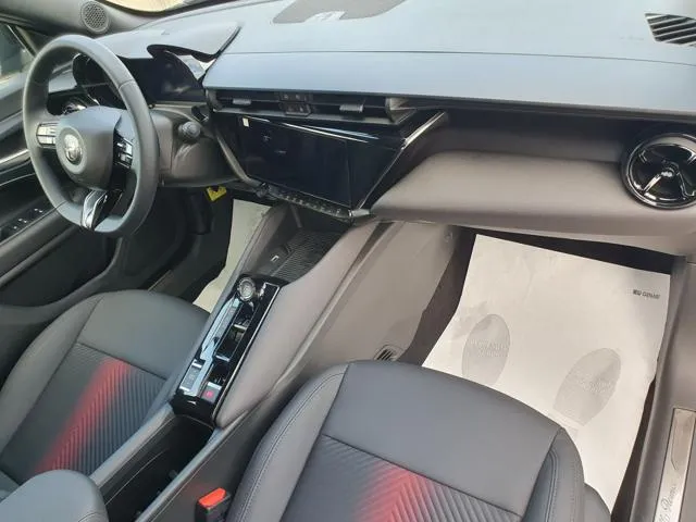 Alfa Romeo Junior 1.2 145 CV Hybrid eDCT6 Speciale - Foto 12