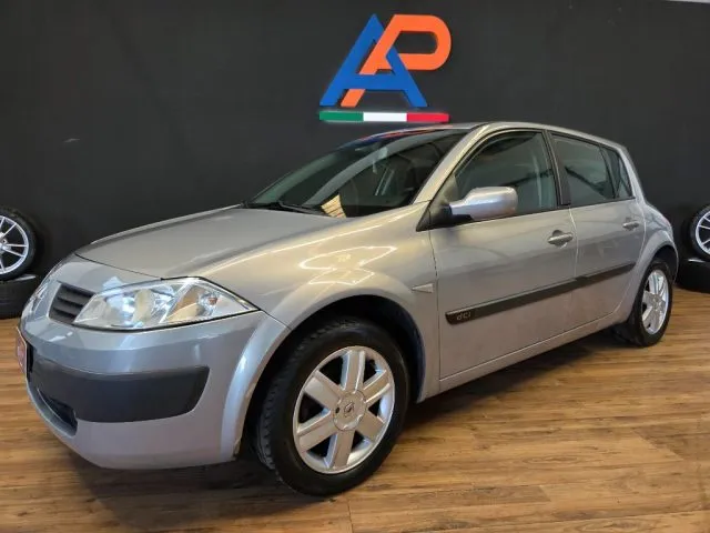 Renault Megane MÃ©gane 1.5 dCi 105 CV 5p. Luxe Dynamique - Foto 1