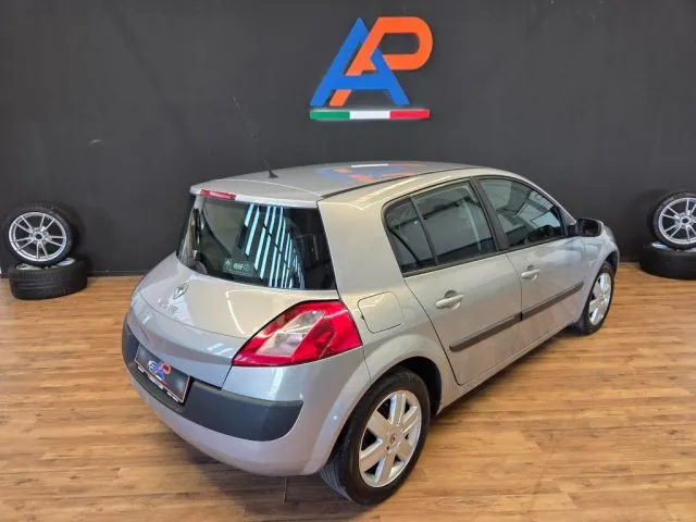 Renault Megane MÃ©gane 1.5 dCi 105 CV 5p. Luxe Dynamique - Foto 3