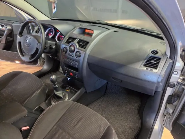 Renault Megane MÃ©gane 1.5 dCi 105 CV 5p. Luxe Dynamique - Foto 13