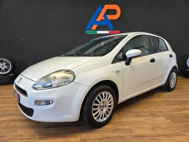 Fiat Punto 1.3 MJT II 75 CV 5 porte Lounge - Foto 1