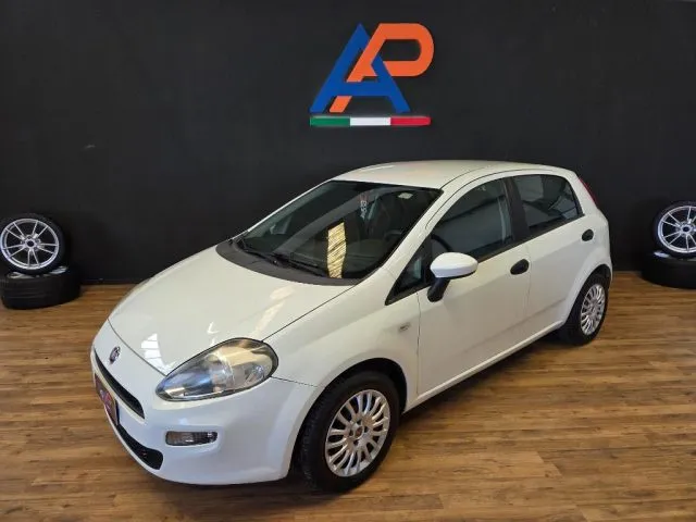 Fiat Punto 1.3 MJT II 75 CV 5 porte Lounge - Foto 2