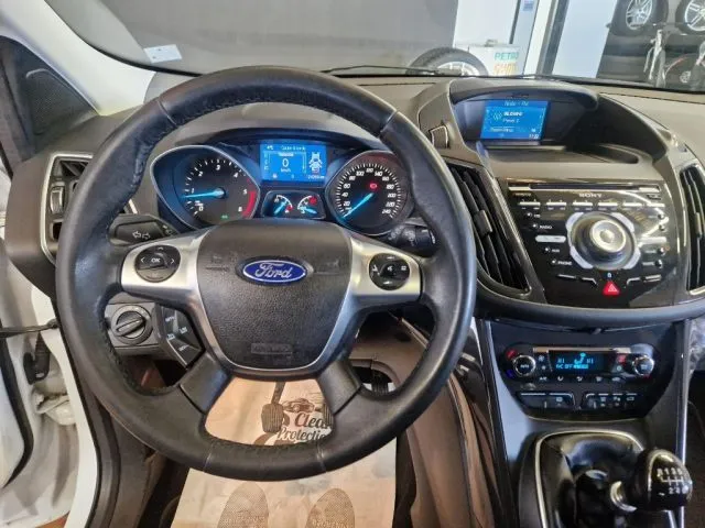 Ford Kuga 2.0 TDCI 140 CV 4WD Business - Foto 12