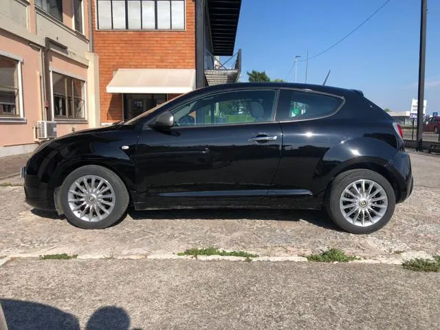 Alfa Romeo MiTo MiTo 1.3 JTDm 85 CV S&S Distinctive - Foto 7