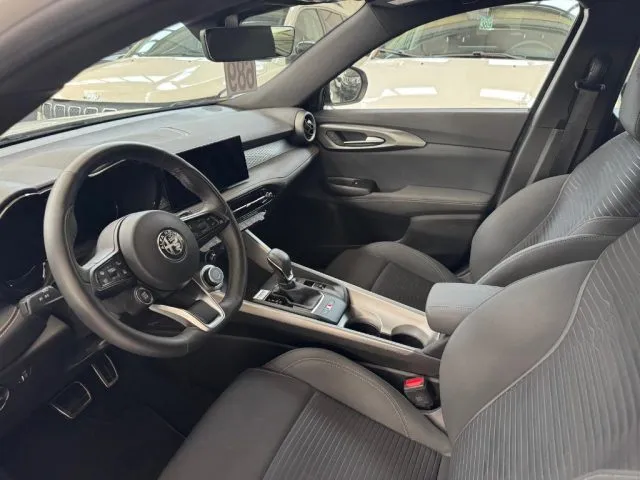Alfa Romeo Tonale 1.5 130 CV MHEV TCT7 Sprint - CarPlay/360/Matrix - Foto 3