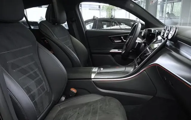 Mercedes-Benz GLC 300 d COUPE AMG PREMIUM PANORAMA NIGHT 20 - Foto 10