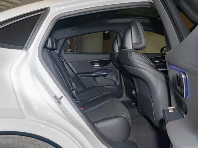 Mercedes-Benz GLC 220 D coupe PREMIUM AMG PANORAMA 360 NIGHT - Foto 9