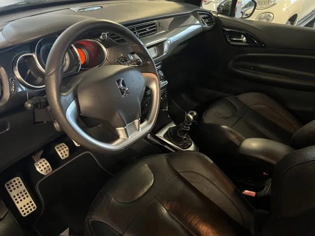 DS Automobiles DS 3 1.6 THP 155 Sport Chic BI-COLOR - Foto 8