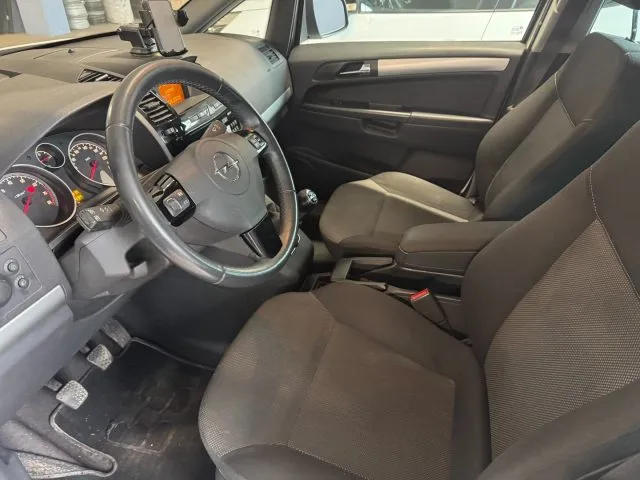 Opel Zafira Tourer 1.6 T EcoM 150CV Cosmo - Foto 6
