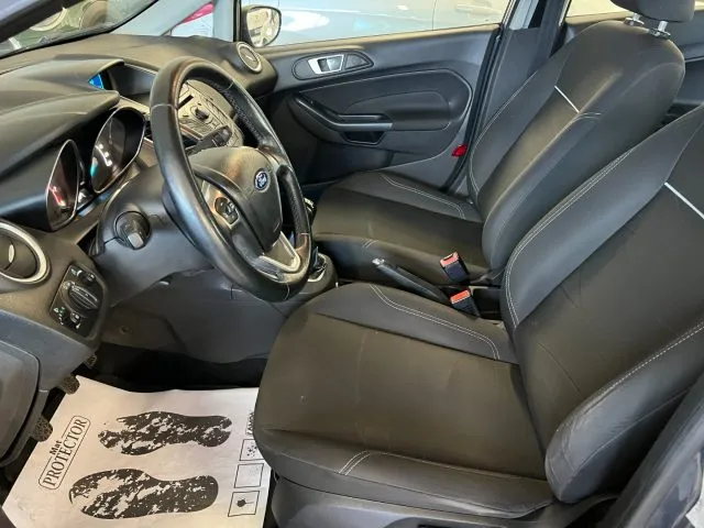 Ford Fiesta 1.4 GPL  5 porte NEOPATENTATI - Foto 7