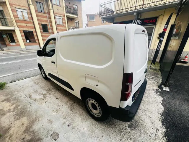 Peugeot Partner BlueHDi 100 S&S L2 Furgone Premium - Foto 7