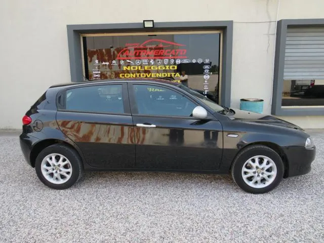 Alfa Romeo 147 147 1.9 JTD 120 CV 5p. Progression - Foto 5