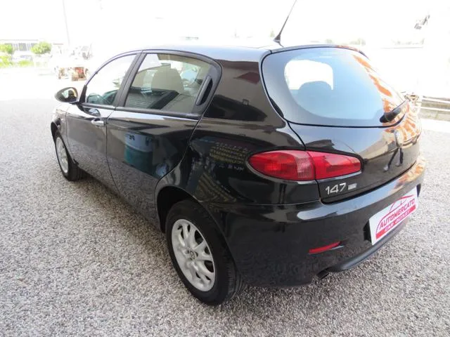 Alfa Romeo 147 147 1.9 JTD 120 CV 5p. Progression - Foto 8
