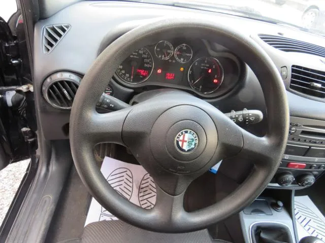 Alfa Romeo 147 147 1.9 JTD 120 CV 5p. Progression - Foto 11