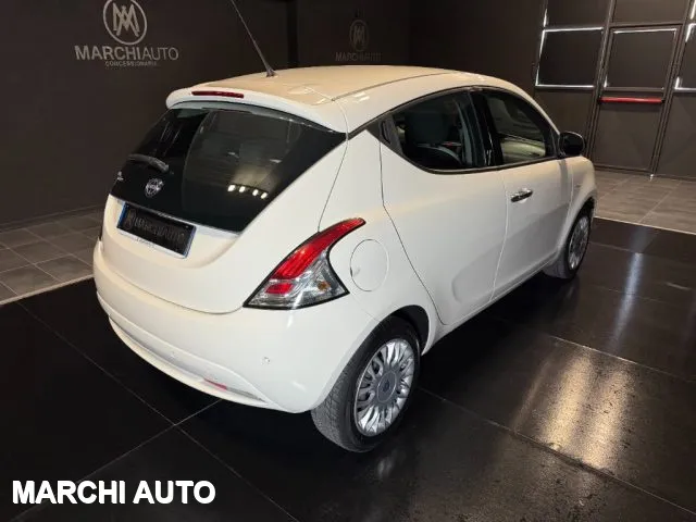 Lancia Ypsilon Ypsilon 1.3 MJT 95 CV 5p. S&S Gold - Foto 5