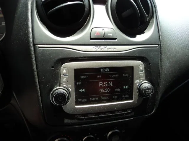Alfa Romeo MiTo MiTo 1.3 JTDm 85 CV S&S Progression - Foto 14
