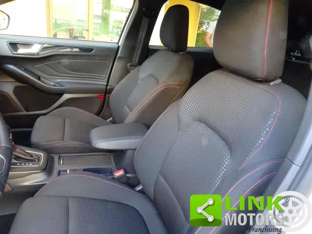 Ford Focus 1.0  HYBRID 155 CV ST-Line X - Foto 8
