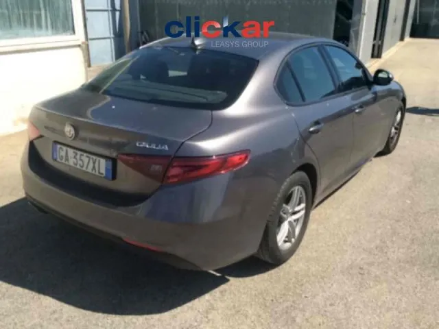 Alfa Romeo Giulia 2.2 Turbodiesel 160 CV AT8 2000EURO OPT!! - Foto 4