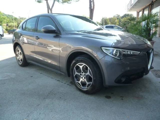 Alfa Romeo Stelvio Stelvio 2.2 T.diesel 190 CV AT8 Q4 Bus. - Foto 2