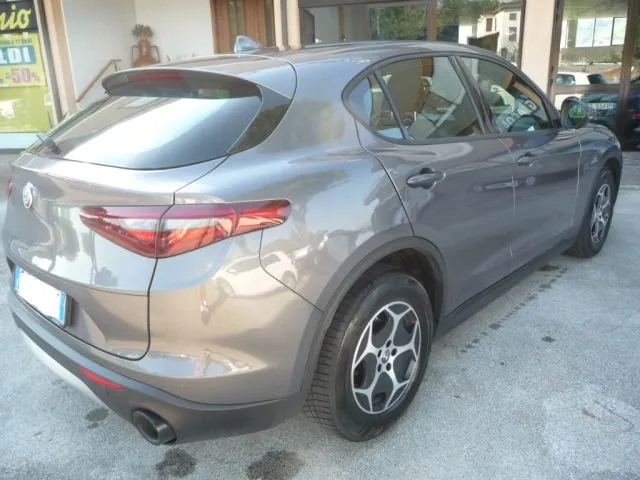 Alfa Romeo Stelvio Stelvio 2.2 T.diesel 190 CV AT8 Q4 Bus. - Foto 4