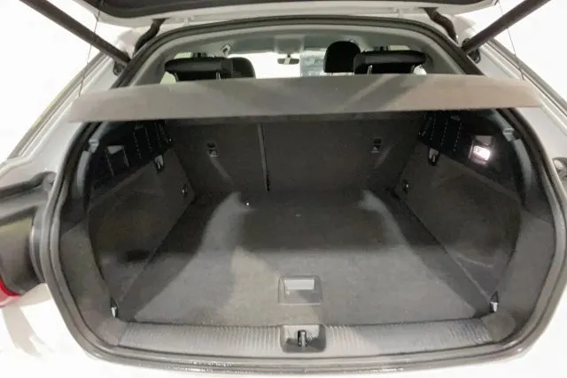 Audi Q2 Q2 30 TFSI Business - Foto 8
