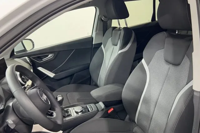 Audi Q2 Q2 30 TFSI Business - Foto 27